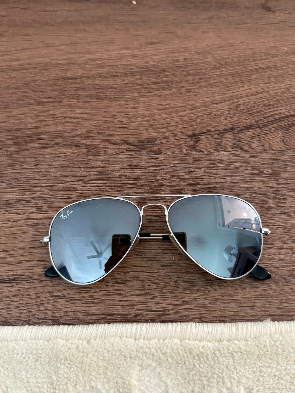 Ray-Ban Classic Aviator Sunglasses – Silver Frame & Dark Lenses